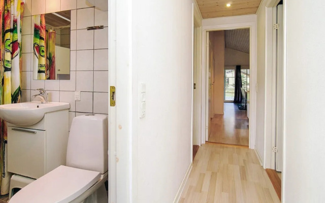 Idyllic Holiday Home in Store Fuglede near Forest