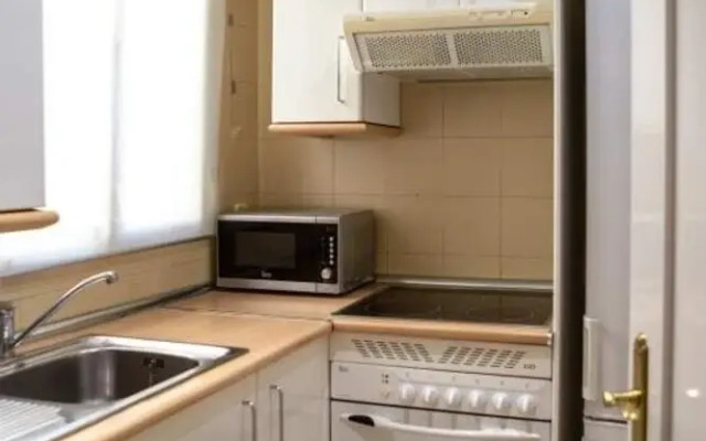 Modern and chic 1 Bed Apt at Madrid Centre