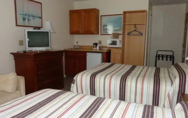 Jonathan's Hotel