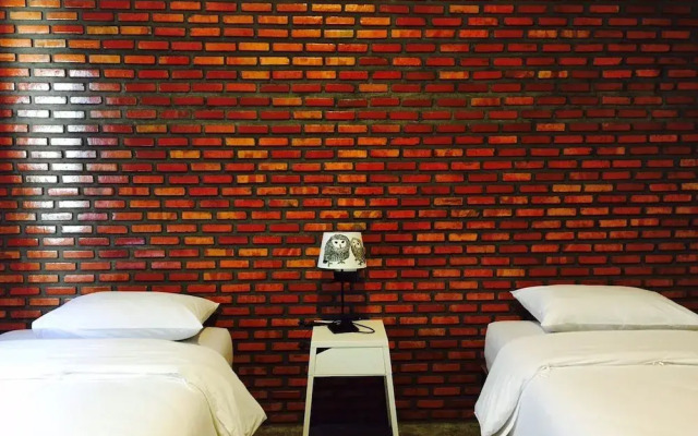 Nokhook House