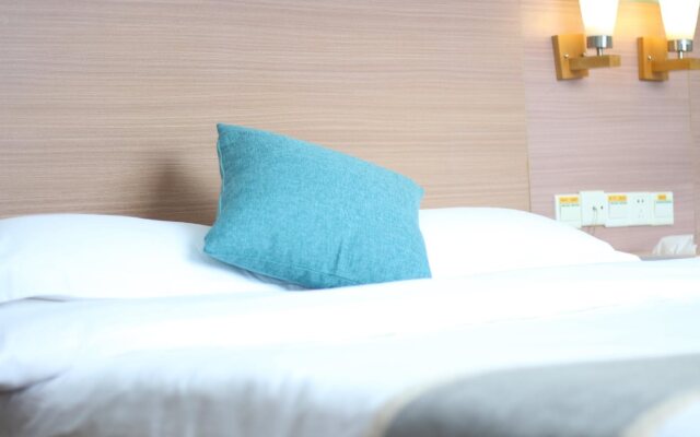Yian Business Hotel