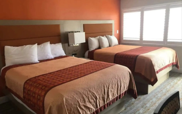 Presidio Parkway Inn
