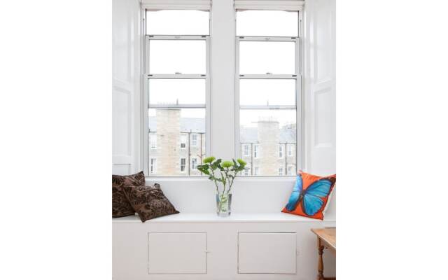 Cozy 1-bed Flat in Stockbridge Sleeps 4