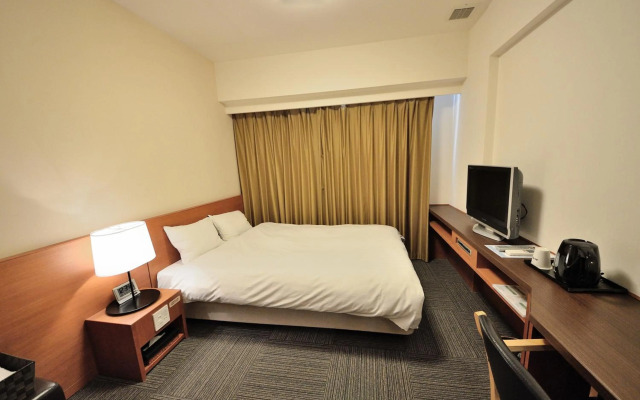 the DOUGLAS, Autograph Collection