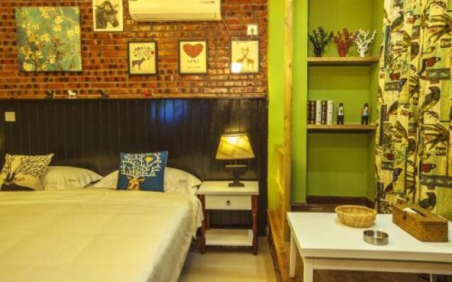 Sanya Stop-and-go Boutique Inn