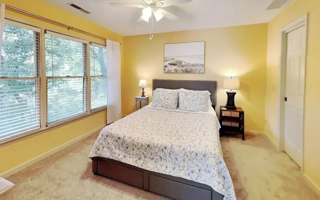 Ocean Breeze by Hilton Head Retreats