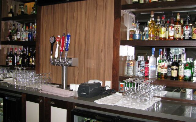 Billy Barker Casino Hotel