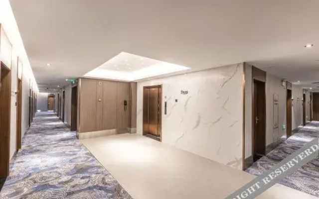 Orange Hotel (Nanjing Banqiao Wuyue Plaza)