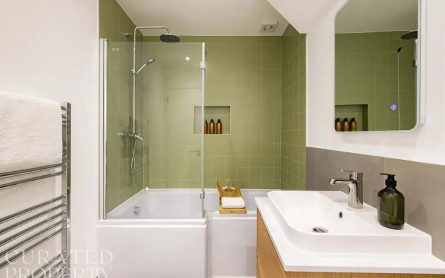 Pristine Apartment - Minutes From Angel Tube St