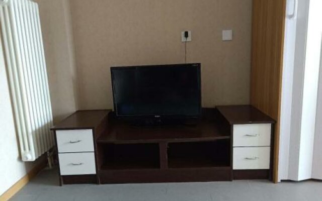 Simple One Bedroom Guest House Near Capital Airport