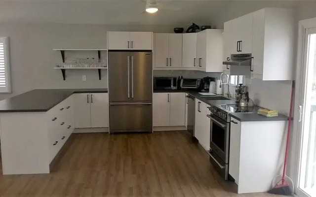 6 Bed Blue Mountain Rental with Hot Tub