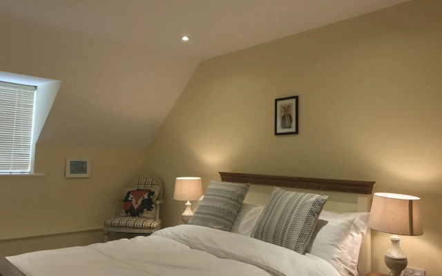 The Lodge at Broadway