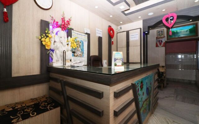 Oyo 27996 Hotel Green Park