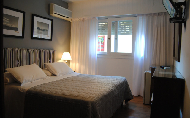 Iberia Hotel