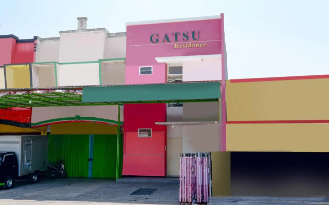 OYO 1815 Gatsu Residence