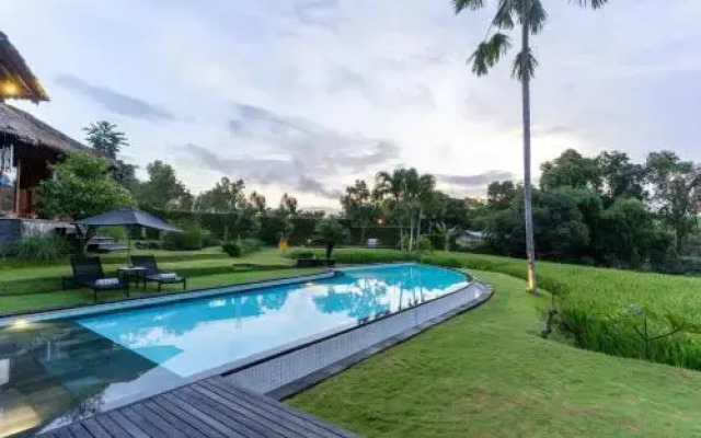 Omah Sabin Villa East
