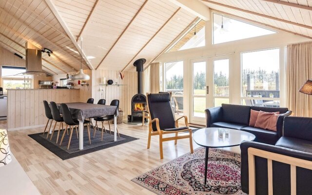 6 Person Holiday Home in Hadsund-by Traum