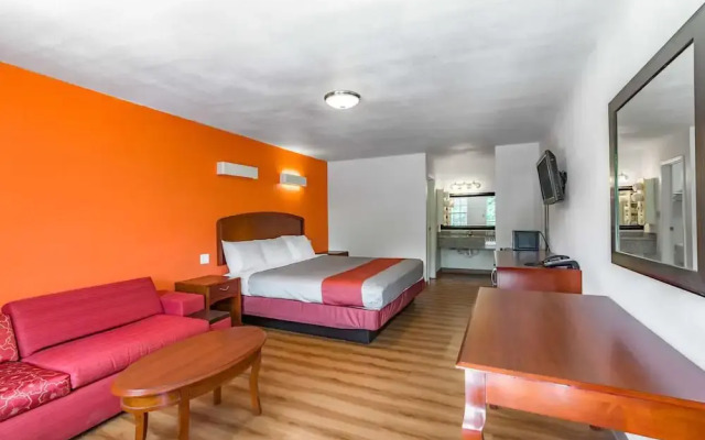 Executive Inn