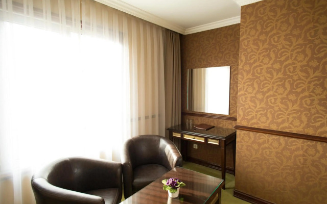 Topkapi Inter Istanbul Hotel