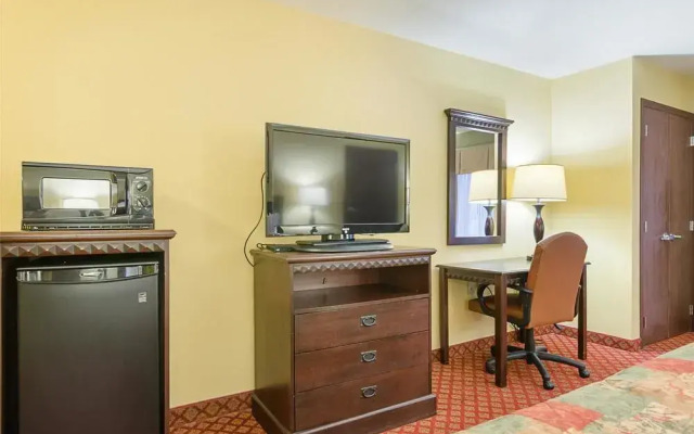 Sleep Inn & Suites