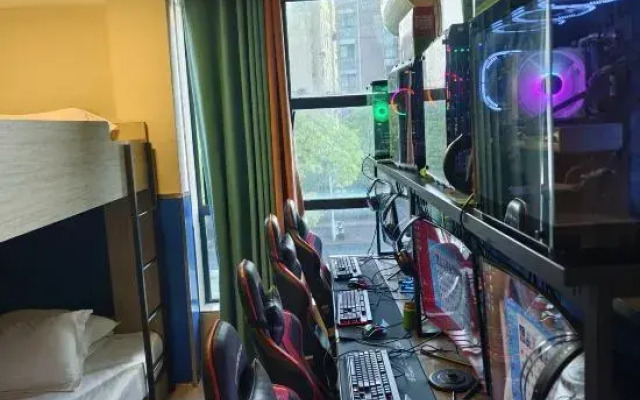 Yuexin Hostel