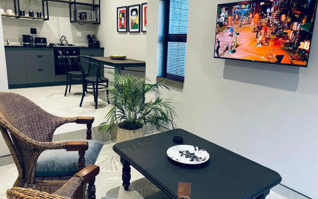 46 on Allcock Luxury Guest Apartment