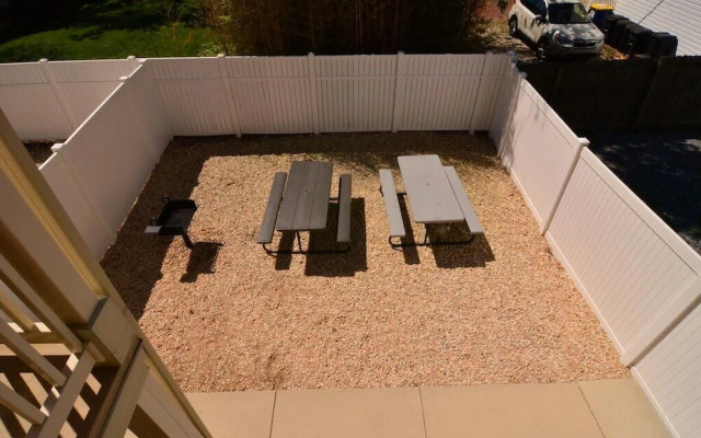 Wilmington Avenue 20B