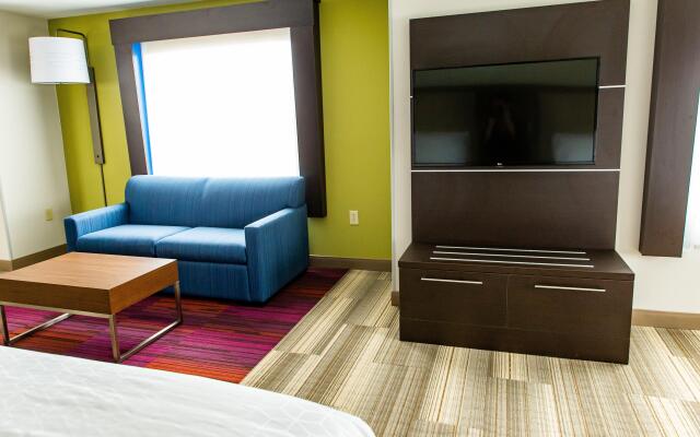 Holiday Inn Express Columbus-Dublin, an IHG Hotel