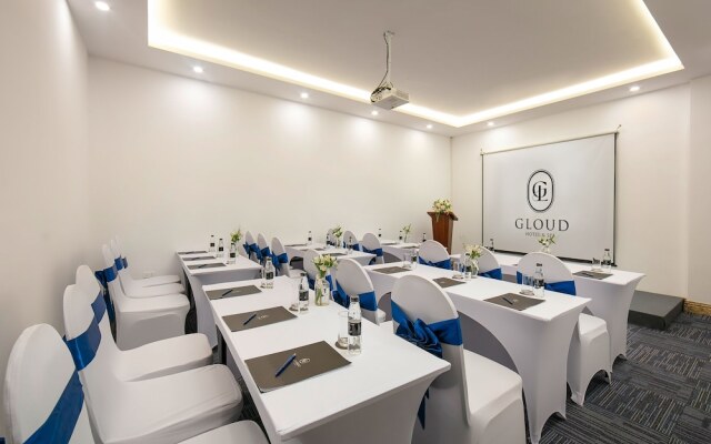 Gloud Hotel