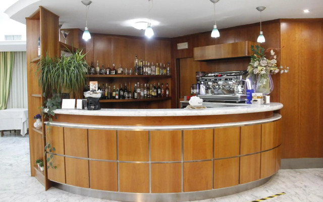 Albergo Ristorante CITTA' DEI PAPI