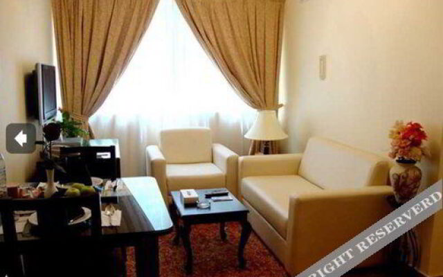 Al Muraqabat Plaza Hotel Apartments