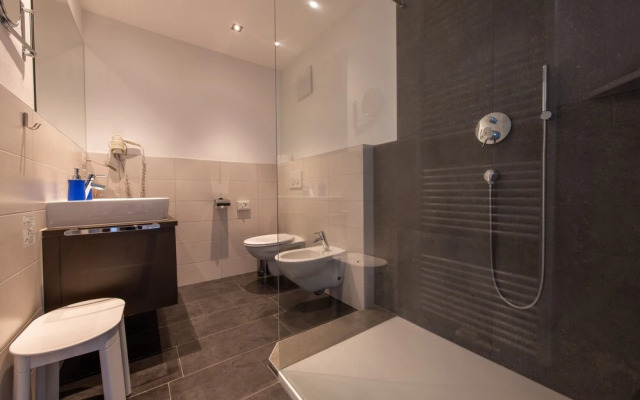 Lapis Monti - Apartments & Suites