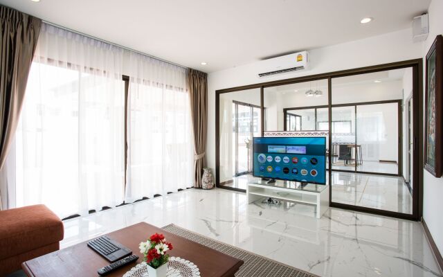 The Suites Apartment & Residence Phuket