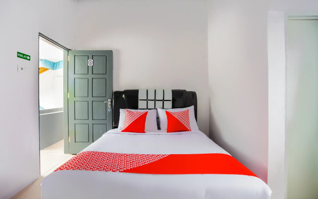Putri Residence Syariah by OYO Rooms