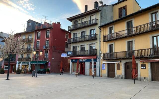 Apartament a la Molina Grans Vistes Llar de Foc