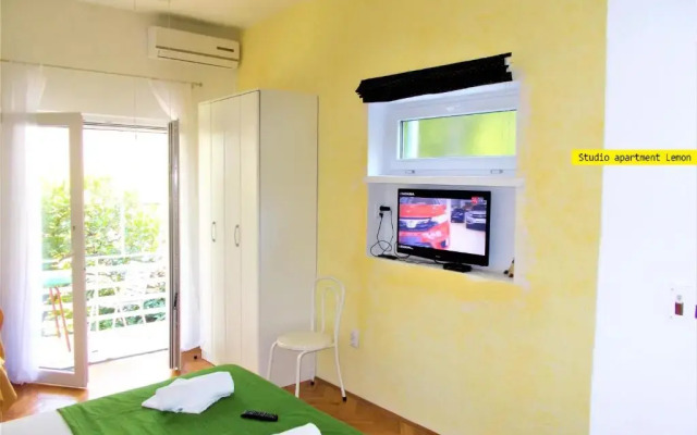 Apartments Garden House