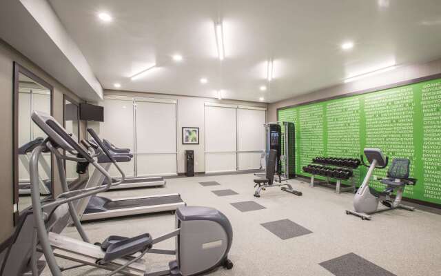 La Quinta Inn & Suites by Wyndham Tulsa Broken Arrow
