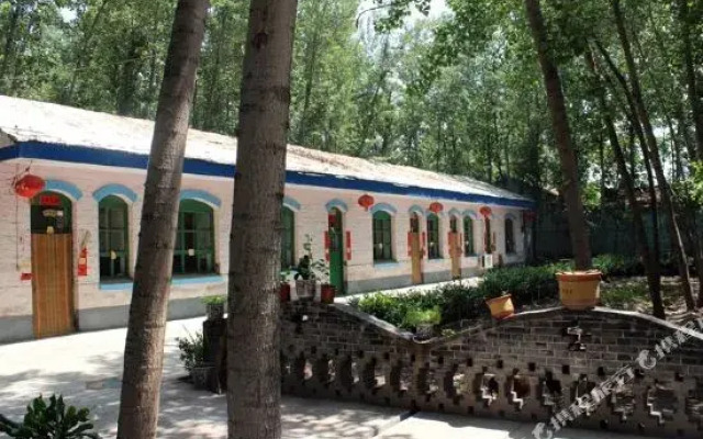 Jinzhong Qixian Danfengge Shengtai Hotel