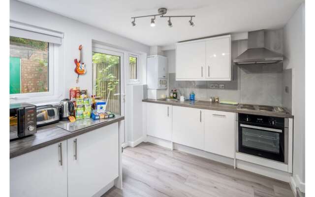 Luxurious 2 Bedroom serviced apartment