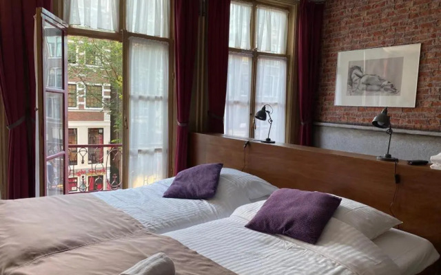 Hotel & bar Royal taste Amsterdam