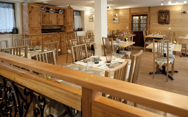 Chalet Hotel La Tarine