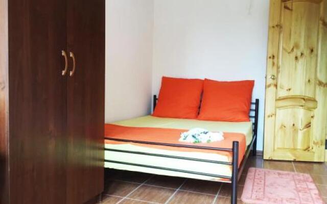 Milana Guest House