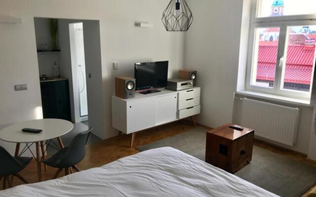 Modern studio in the heart of the city