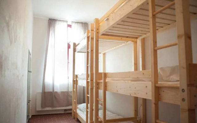 Subraum Hostel