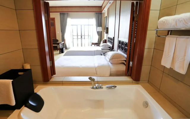 Country Garden Holiday Hot Spring Hotel Fogang
