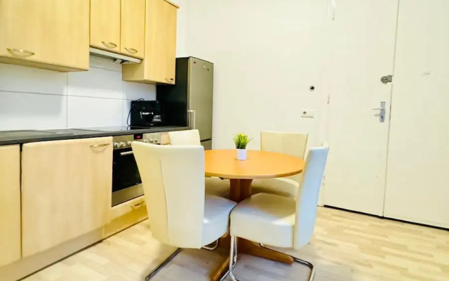 3BR Stay for 6P Near FAC Platz