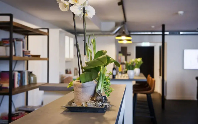 "DE BANK" - Hotel Apartments