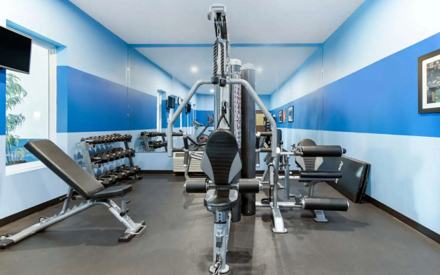 Best Western Plus Moosomin Hotel