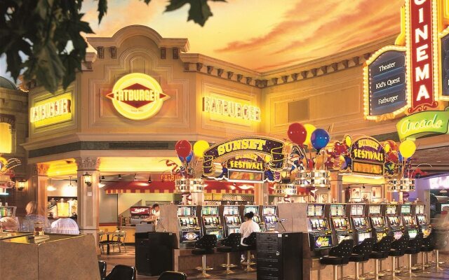 Sunset Station Hotel & Casino