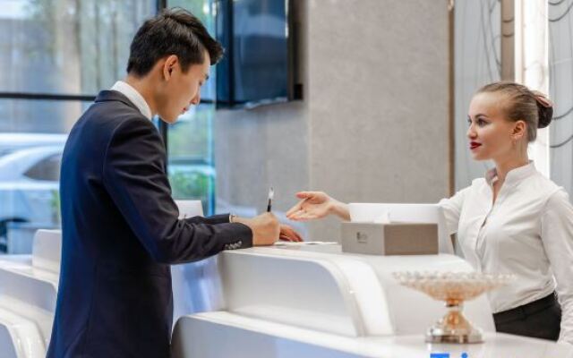 Yeste International Hotel (Guiyang Yunyan District Future Ark)